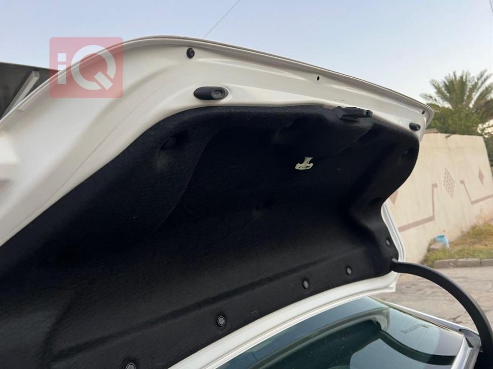 تۆیۆتا کامری